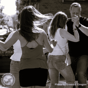 billede fra vores udendørs social dans